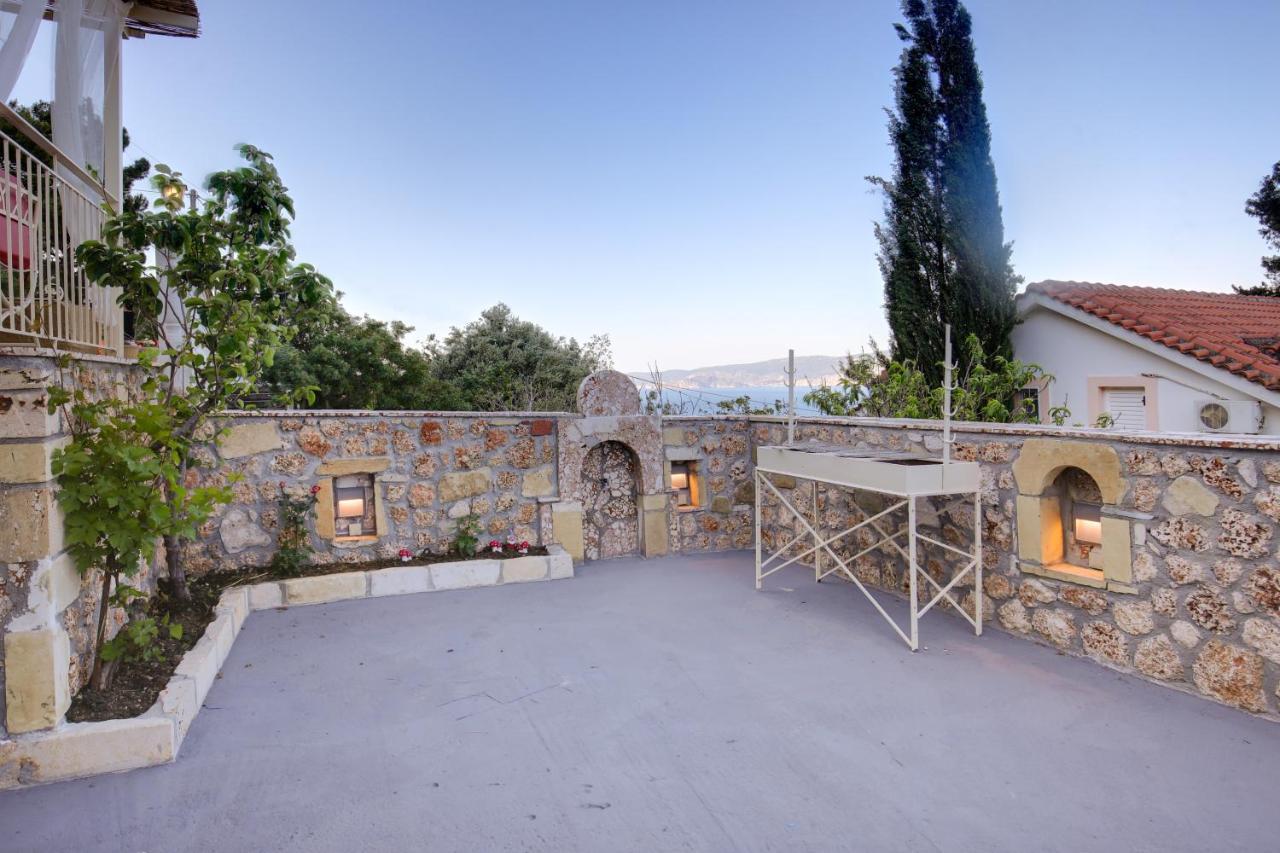 Villa Irene Zola Экстерьер фото